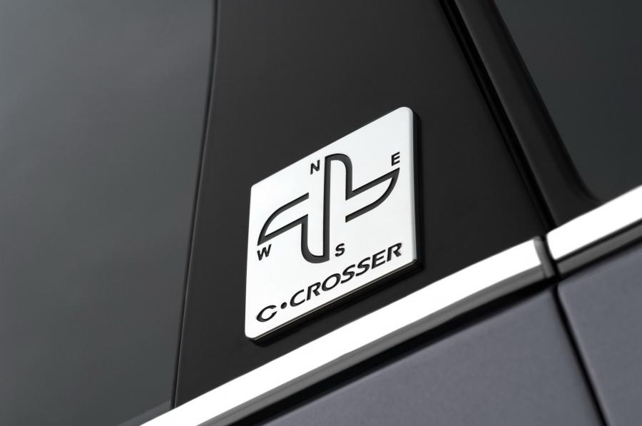  Citroen C-Crosser 2008 года  (фото 98 из 144)